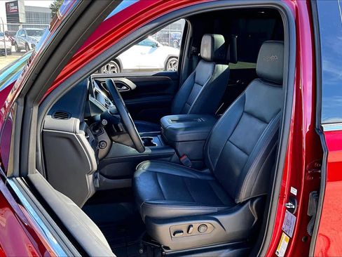 Used 2023 Chevrolet Tahoe High Country image 8