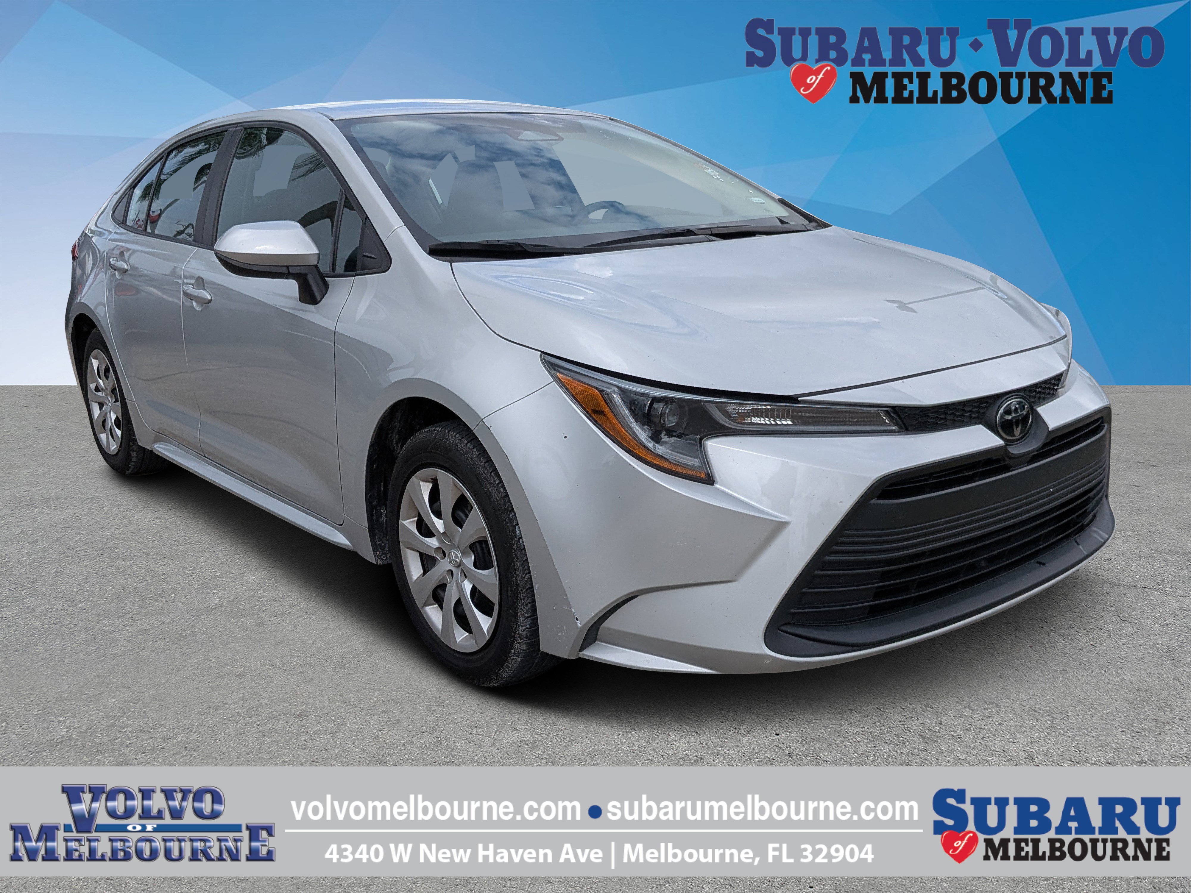Used 2024 Toyota Corolla LE FWD image 1