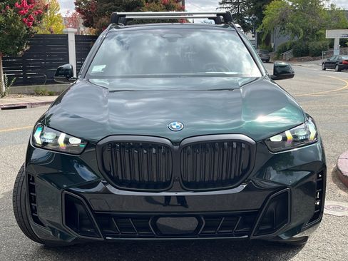 Used 2026 BMW X5 xDrive50e AWD/4WD image 4