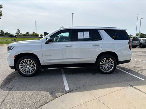 Used 2024 Chevrolet Tahoe Premier AWD/4WD image 6