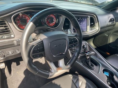 Used 2022 Dodge Challenger SRT Hellcat w/ Plus Package image 9