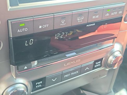 Used 2020 Lexus GX 460 Premium AWD/4WD image 30