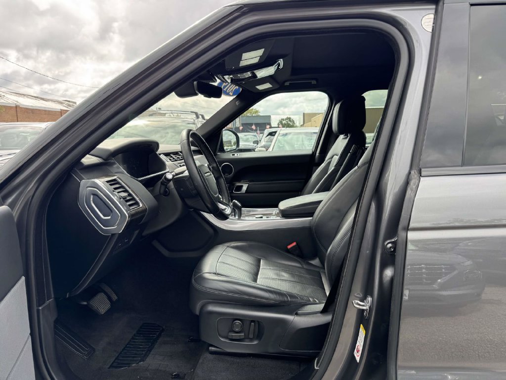Used 2019 Land Rover Range Rover Sport HSE AWD/4WD image 16