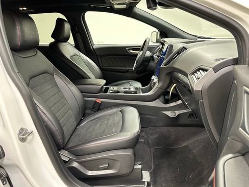 New 2024 Ford Edge ST-Line AWD/4WD image 18