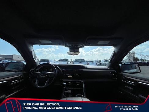 Used 2023 GMC Sierra 1500 Denali w/ Denali Reserve Package AWD/4WD image 14