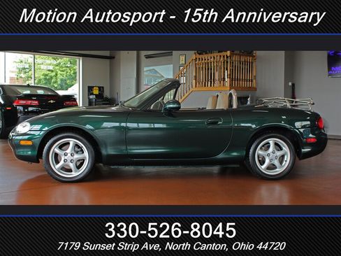 Used 1999 MAZDA MX-5 Miata RWD image 8