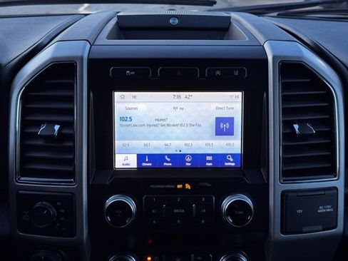 Used 2020 Ford F150 Lariat w/ Equipment Group 502A Luxury image 3