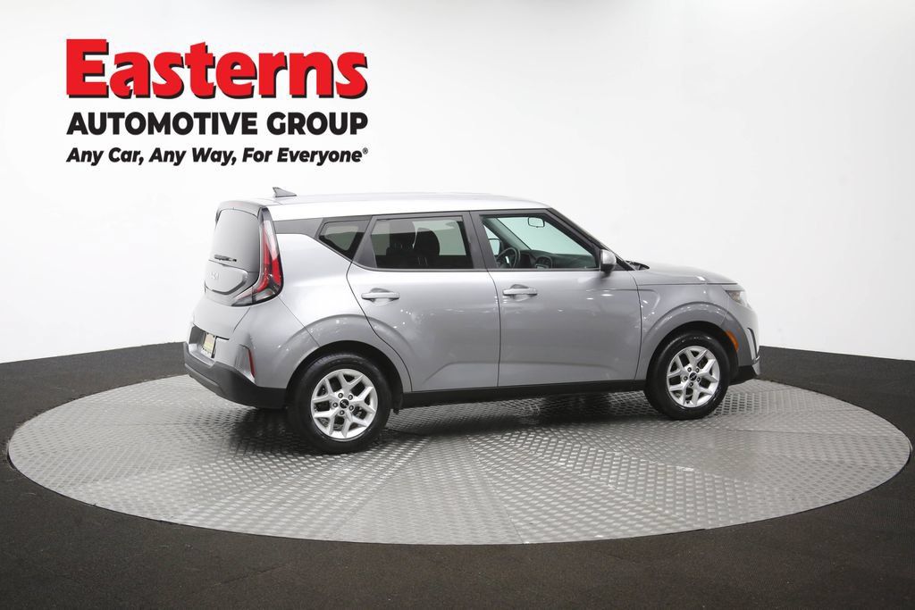 Used 2023 Kia Soul LX w/ Option Group 015 FWD image 45