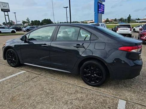Used 2024 Toyota Corolla LE FWD image 6