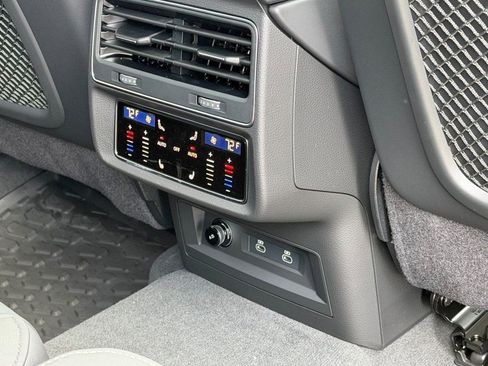 New 2026 Audi Q7 3.0T Premium Plus image 14