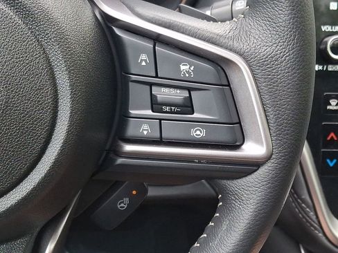 Certified 2025 Subaru Outback Limited AWD/4WD image 25