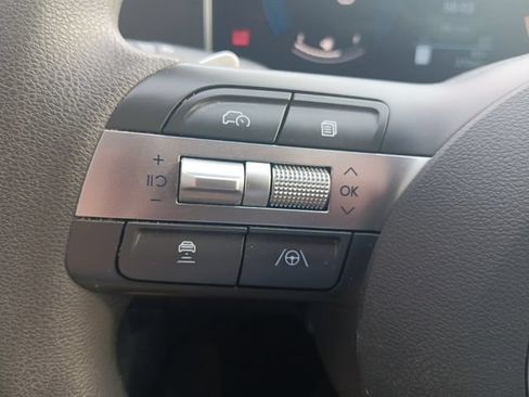 Used 2025 Hyundai Sonata SEL FWD image 13
