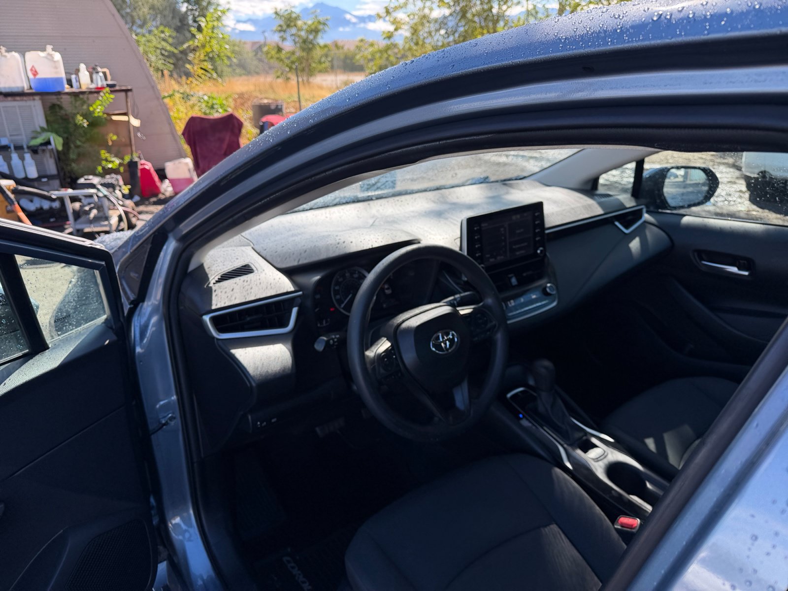Used 2020 Toyota Corolla LE FWD image 18