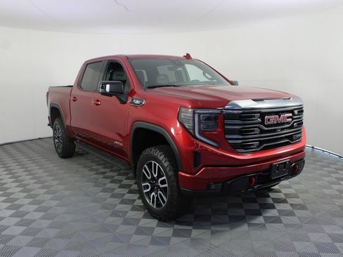 Used 2024 GMC Sierra 1500 AT4 w/ Technology Package AWD/4WD image 30