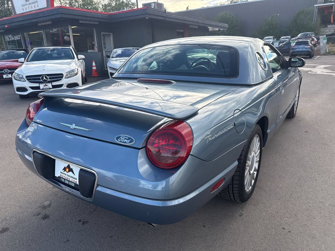 Used 2005 Ford Thunderbird RWD image 7