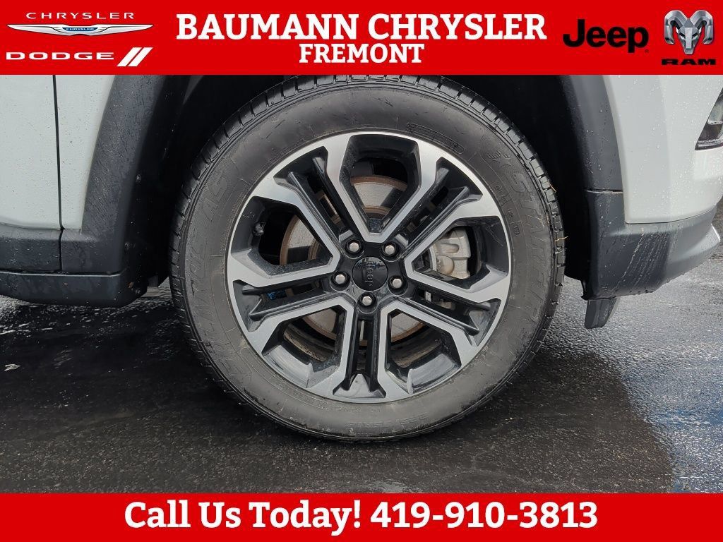 Used 2023 Jeep Compass Limited AWD/4WD image 9