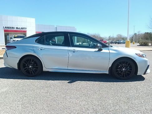 Used 2023 Toyota Camry XSE w/ Navigation Package image 2