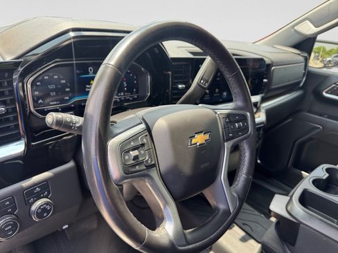 Certified 2022 Chevrolet Silverado 1500 LT w/ Z71 Off-Road Package AWD/4WD image 13