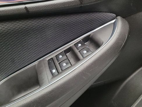 Used 2019 Chevrolet Cruze LT FWD image 27