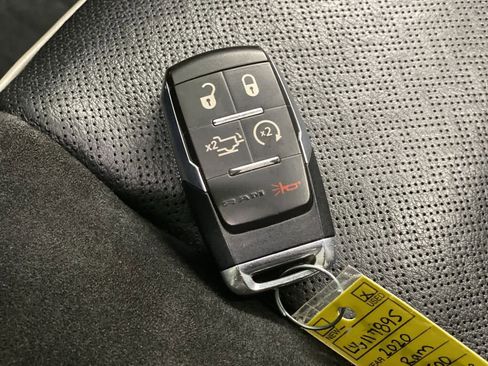 Used 2020 RAM 3500 Laramie image 28