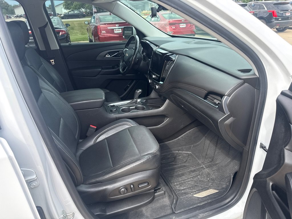 Used 2019 Chevrolet Traverse Premier w/ Driver Confidence II Package FWD image 20