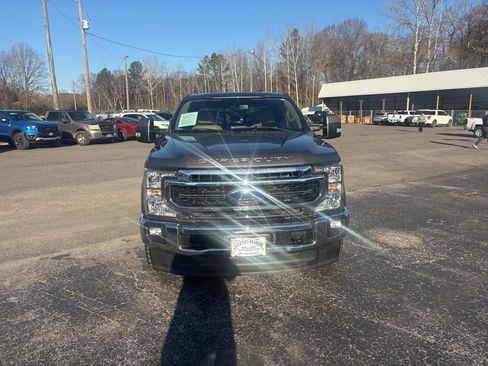 Used 2022 Ford F250 Lariat image 3