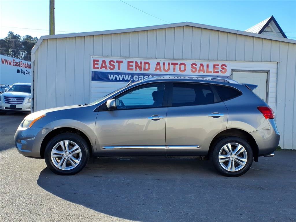 Used 2012 Nissan Rogue SV w/ Premium Pkg FWD image 2