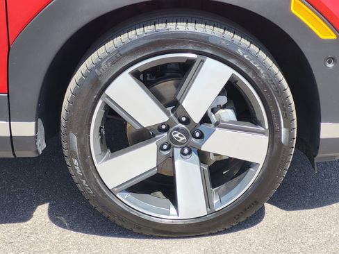 Used 2024 Hyundai Santa Fe Limited AWD/4WD image 8