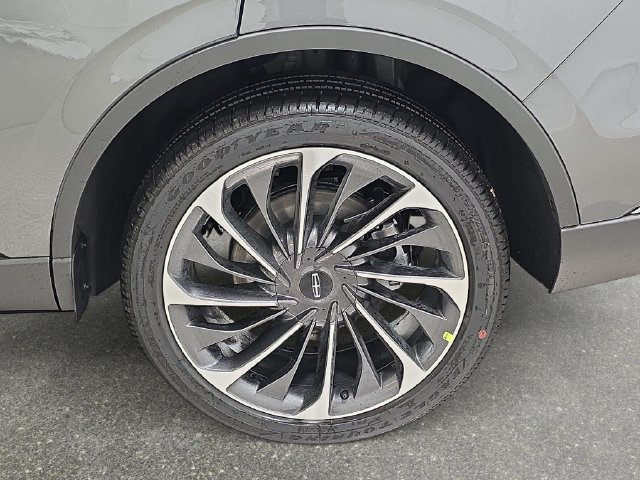 New 2027 Lincoln Aviator Reserve AWD/4WD image 30