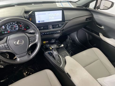 Used 2023 Lexus UX 250h image 23
