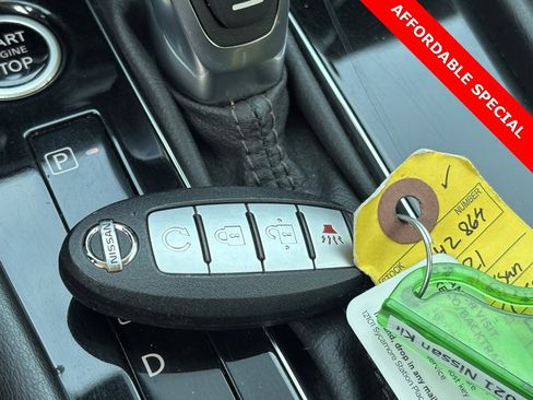 Used 2021 Nissan Kicks SV image 36