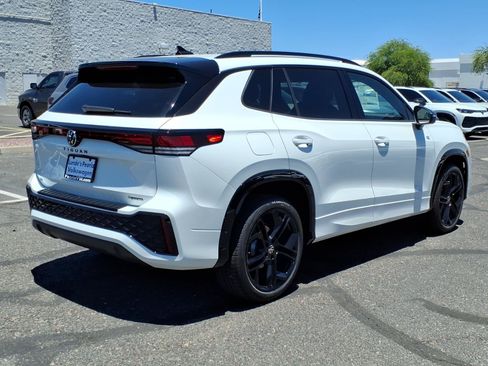 New 2026 Volkswagen Tiguan SE R-Line AWD/4WD image 7