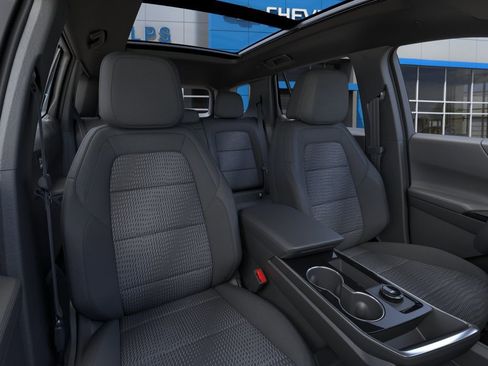New 2026 Chevrolet Equinox LT w/ Safety and Technology Package FWD image 16