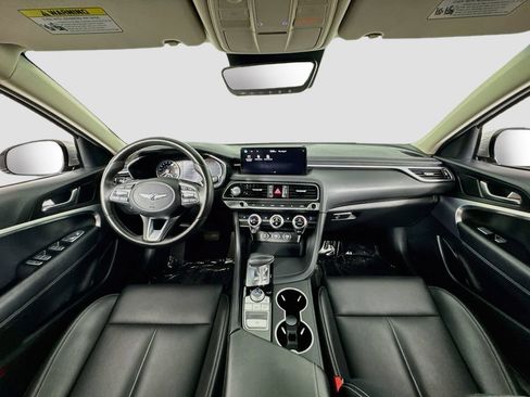 Used 2022 Genesis G70 2.0T AWD/4WD image 16