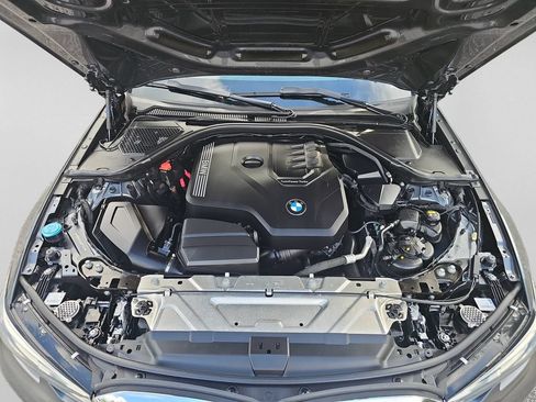 Used 2022 BMW 330i Sedan w/ Premium Package 2 RWD image 33