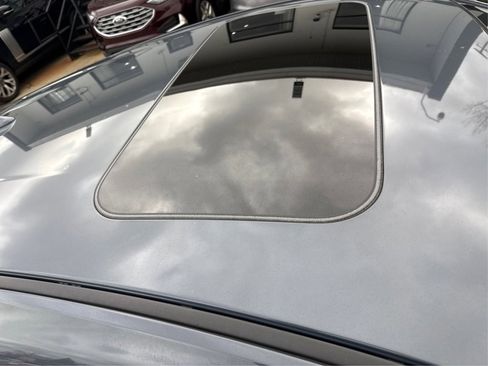 Used 2019 MAZDA MAZDA3 AWD Hatchback w/ Premium Pkg image 13