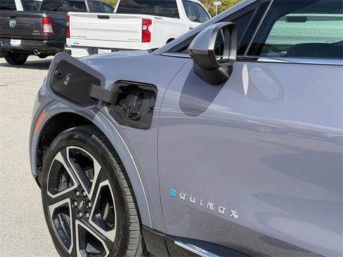 Used 2024 Chevrolet Equinox EV LT w/ LPO, All-Weather Mat Package image 12