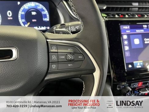 New 2025 Jeep Grand Cherokee L Laredo w/ Luxury Tech Group I image 36