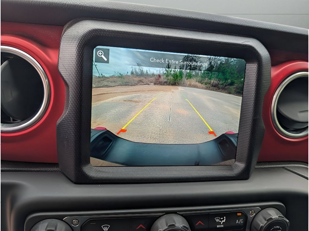 Used 2021 Jeep Gladiator Rubicon AWD/4WD image 23