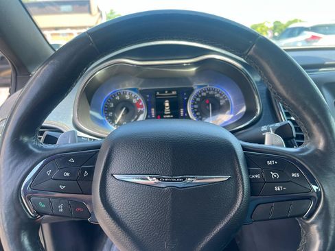 Used 2017 Chrysler 200 S w/ Comfort Group AWD/4WD image 18