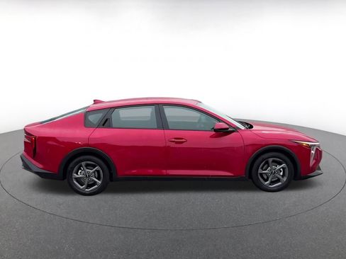 Used 2025 Kia K4 LXS image 16