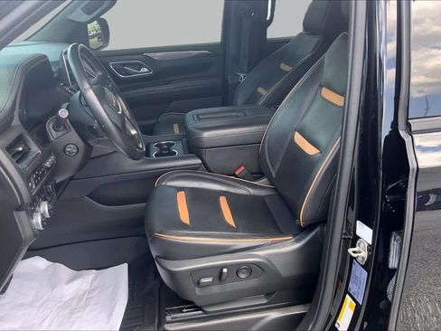 Used 2021 GMC Yukon XL AT4 w/ AT4 Premium Plus Package AWD/4WD image 8