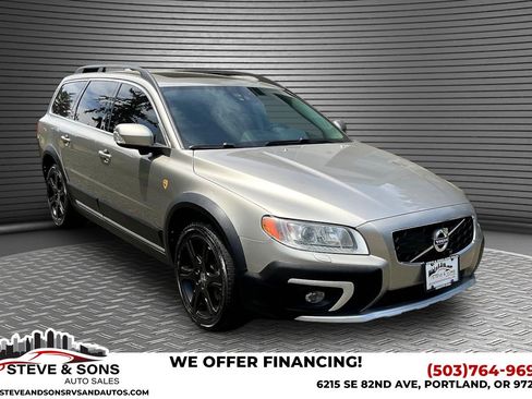 Used 2015 Volvo XC70 T6 Platinum AWD/4WD image 1