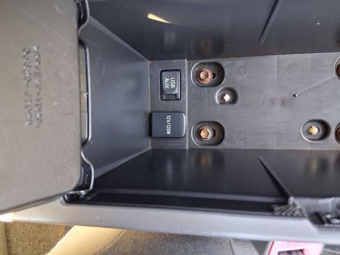 Used 2011 Toyota Prius Three w/ Navigation Pkg image 25