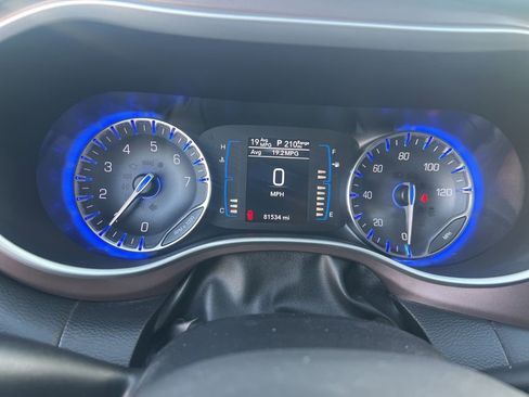 Certified 2017 Chrysler Pacifica Touring w/ Tire & Wheel Group FWD image 64