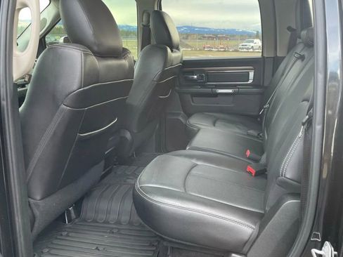 Used 2018 RAM 1500 Laramie image 10