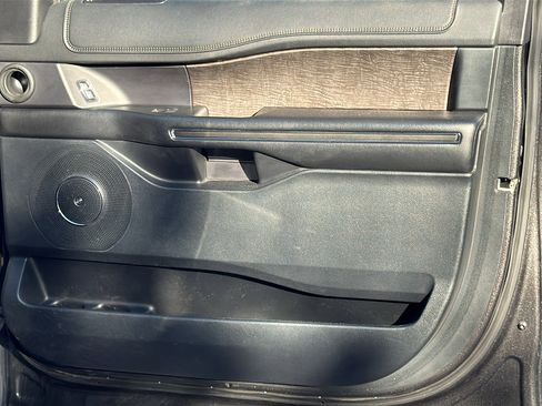 Used 2021 Ford Expedition Max Limited w/ Cargo Package image 30