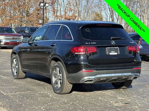 Used 2021 Mercedes-Benz GLC 300 4MATIC image 2