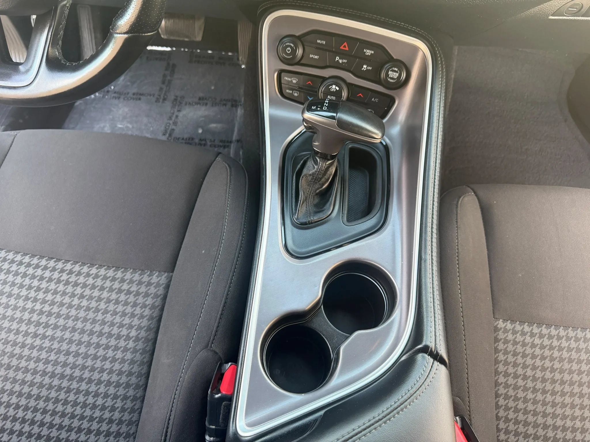 Used 2022 Dodge Challenger GT RWD image 25