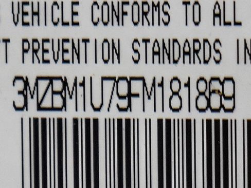 Used 2015 MAZDA MAZDA3 i Sport FWD image 23